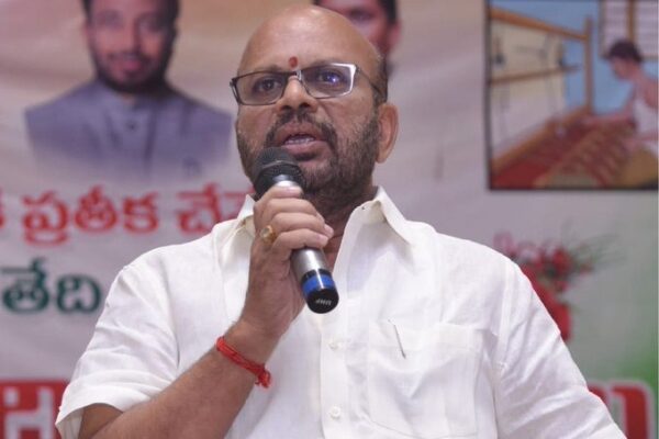 పిఠాపురం టీడీపీ ఇన్‌చార్జ్ వర్మ తొలగింపు