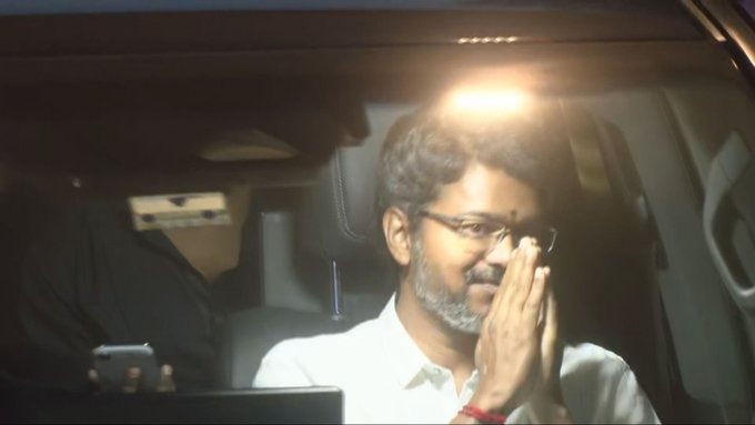 విజయ్ తమిళనాడు సీఎం ప్రమాణస్వీకారం
