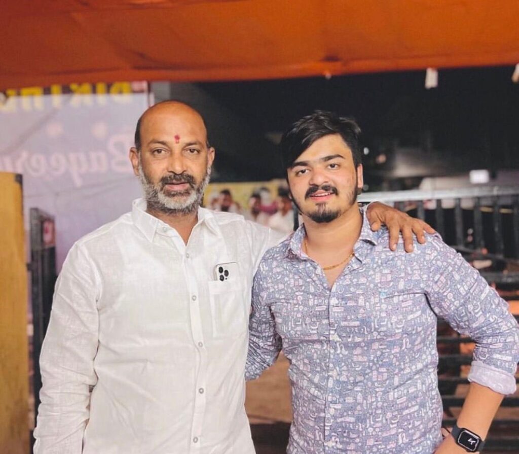 బండి సంజయ్ కుమారుడిపై పోక్సో కేసు నమోదు